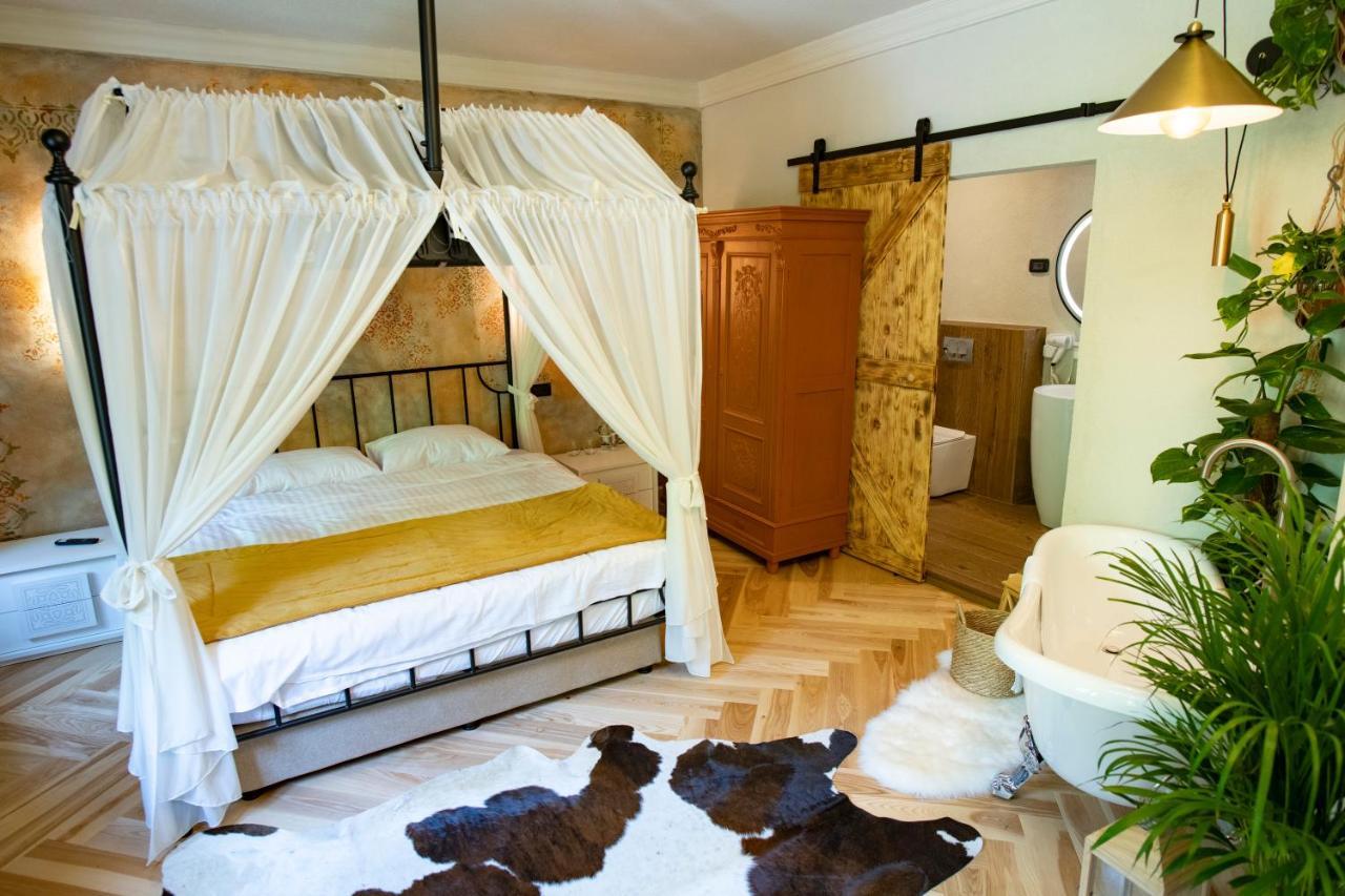 Barrique Chambers Hotel Brasov Ngoại thất bức ảnh